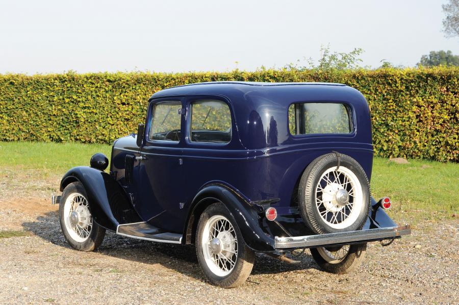  Ford Model Y Saloon 1932 года  (фото 2 из 6)